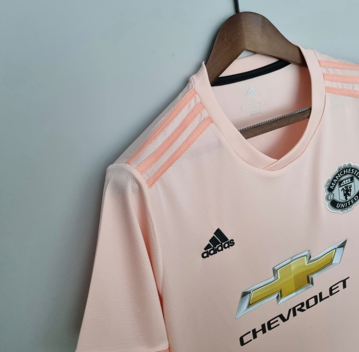 Retro M-U 18/19 away