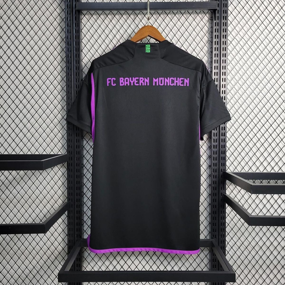 Bayern Munich away 23-24