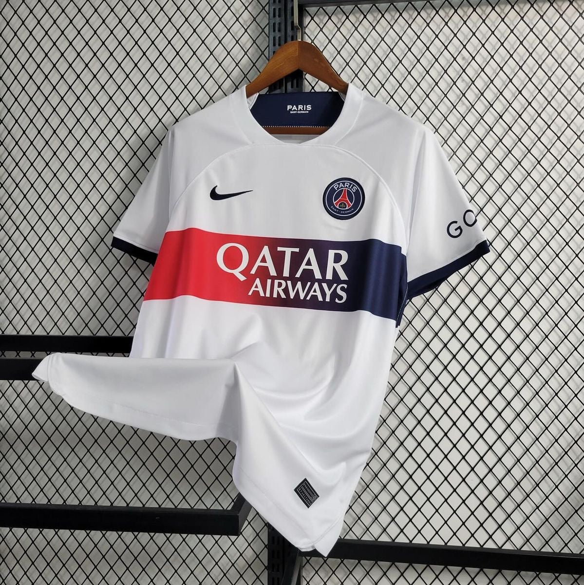 PSG 23-24 away