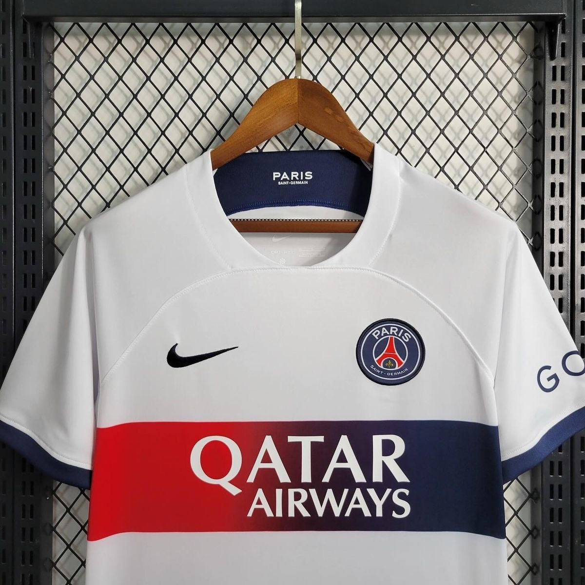 PSG 23-24 away