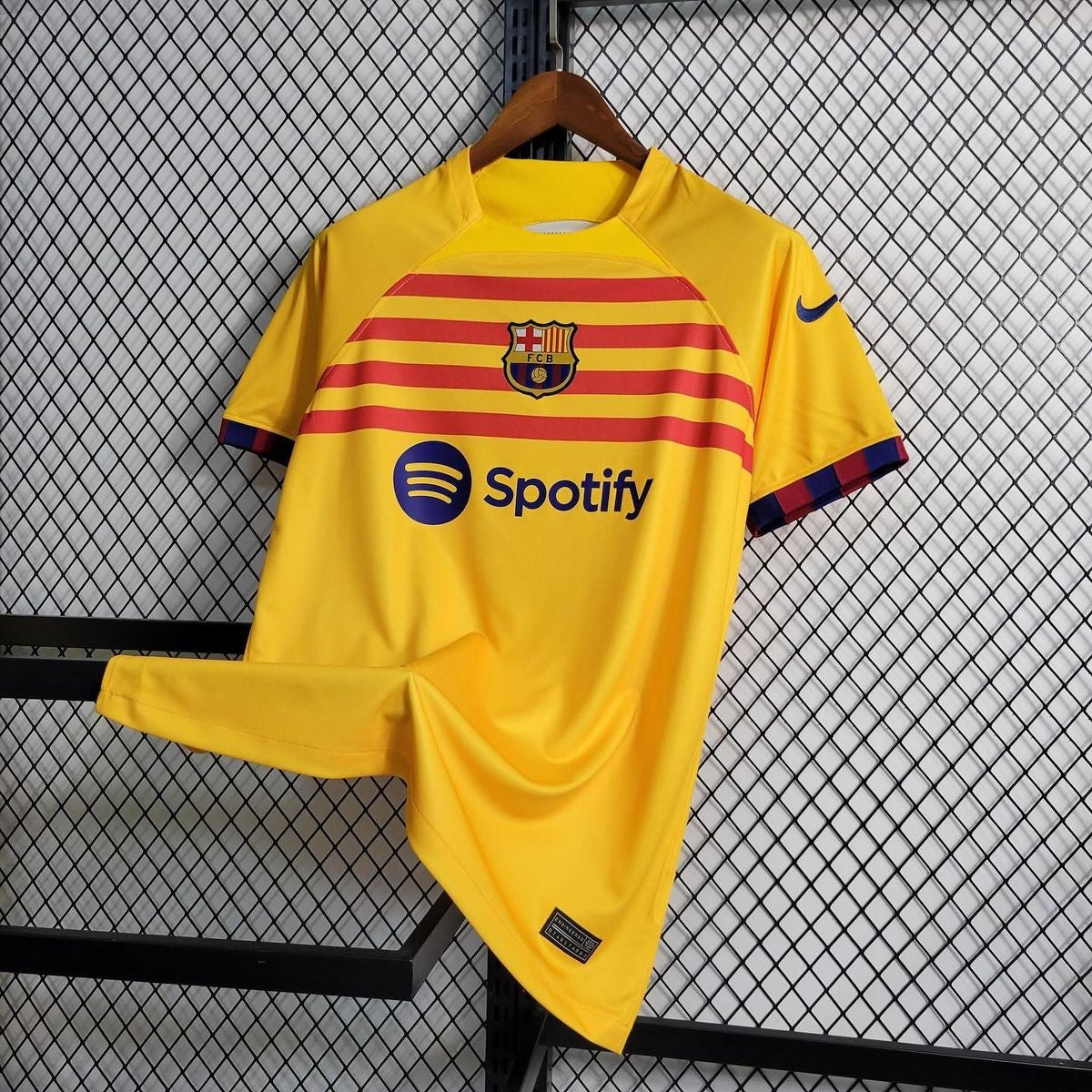 Barcelona 4 away