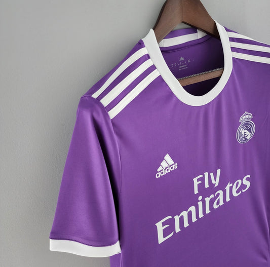 Retro Real Madrid 17/18 away