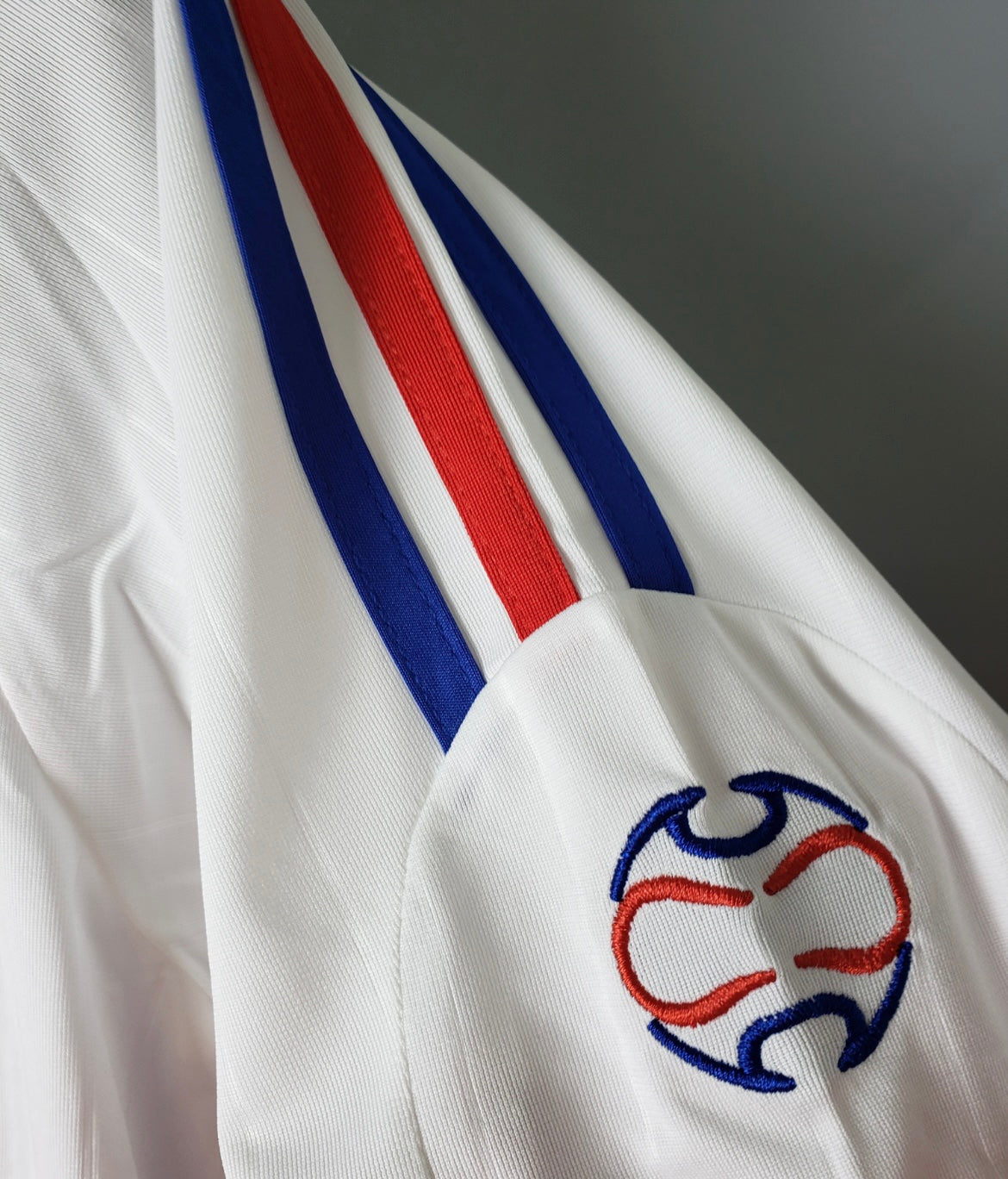 2006 French White short sleeve