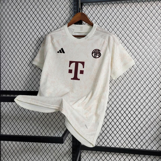 Camisa Bayern de Monique 23-24
